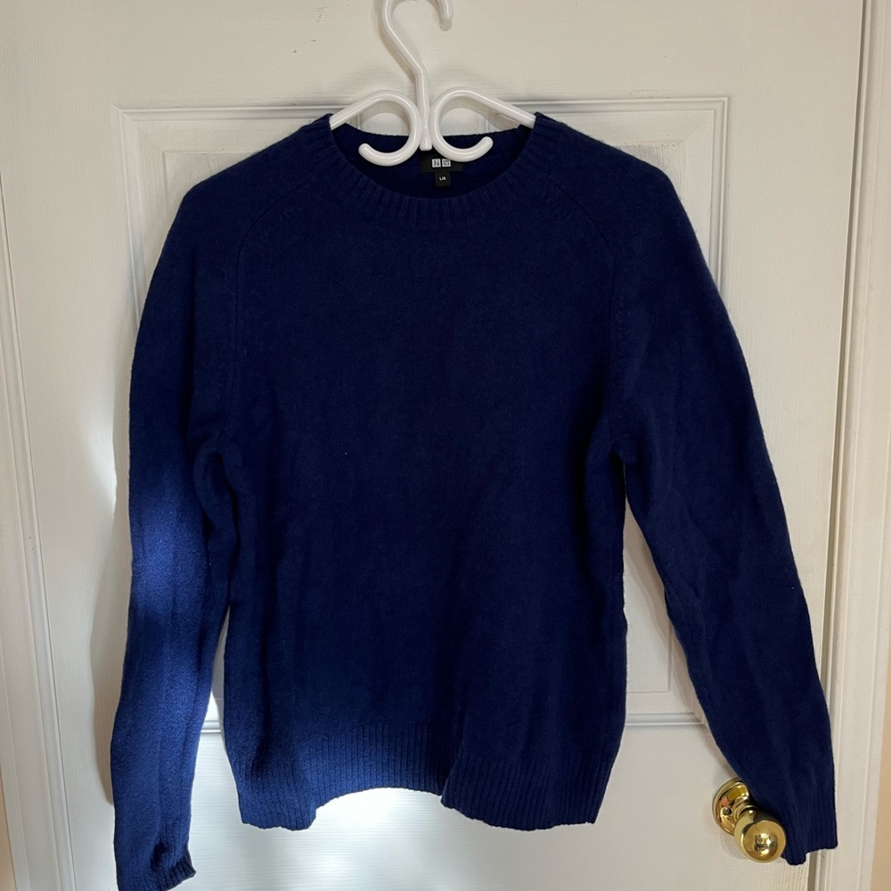 Uniqlo Premium Lambswool Sweater